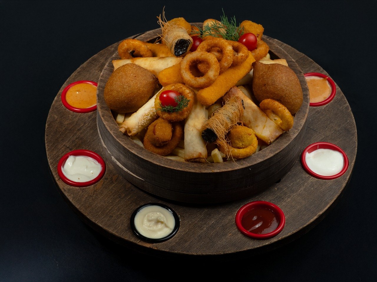 طبق مقبلات حارة